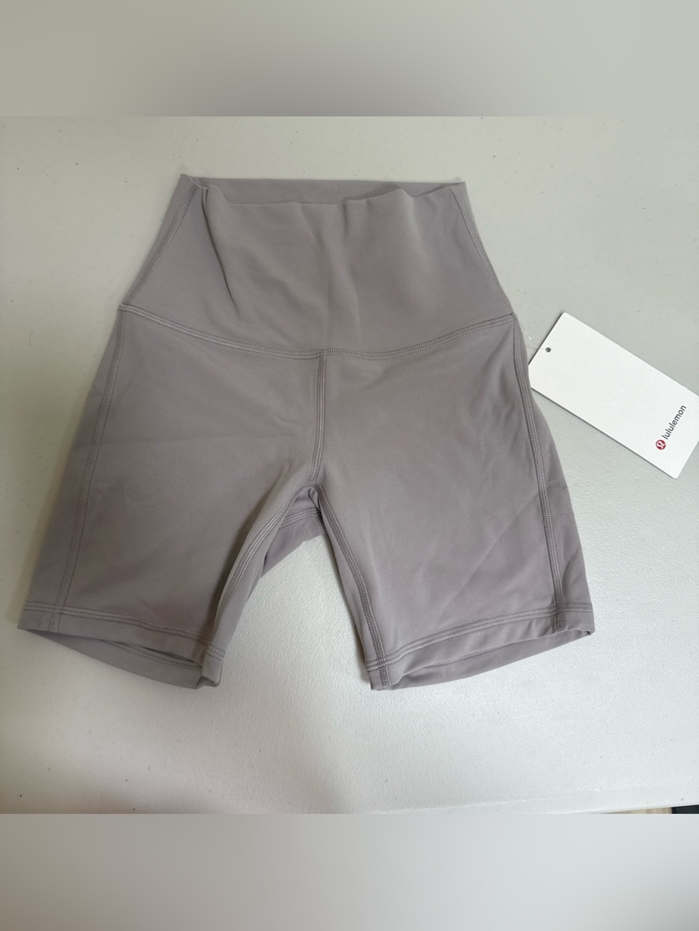 Lululemon Align High Rise Shorts 6” Size 2 NWT Mauve Gray
